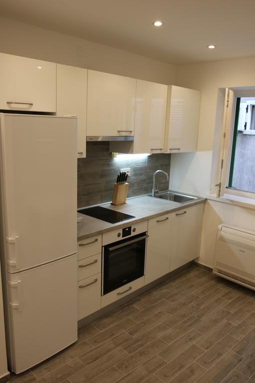 Centar Vodice Apartmani 部屋 写真