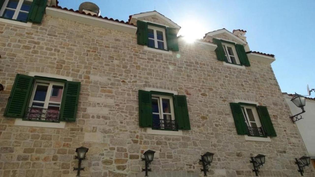 Centar Vodice Apartmani エクステリア 写真